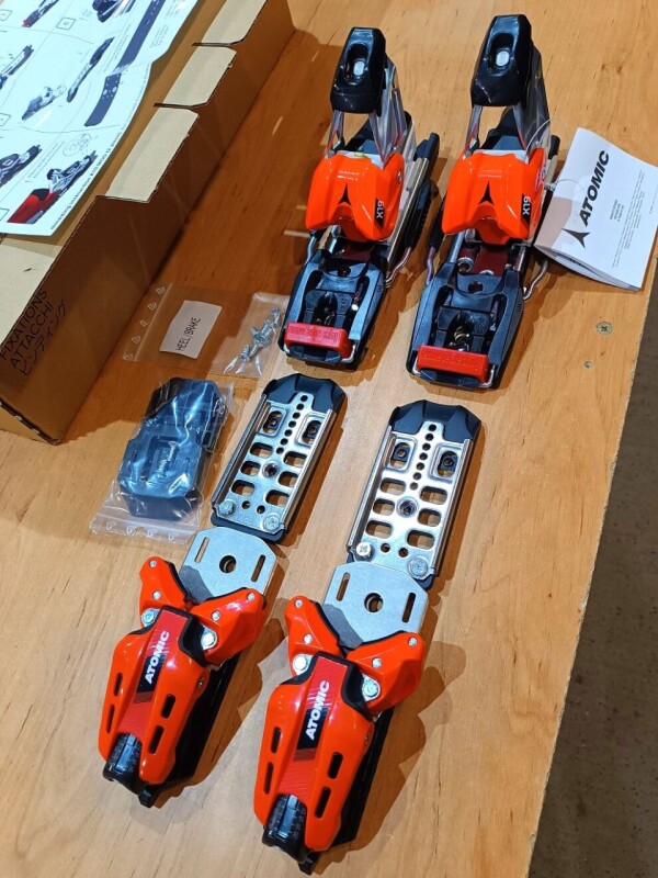 NOVÉ ZJAZDOVÉ SENIORSKÉ RACE VIAZANIE ATOMIC X19 EGA RACE